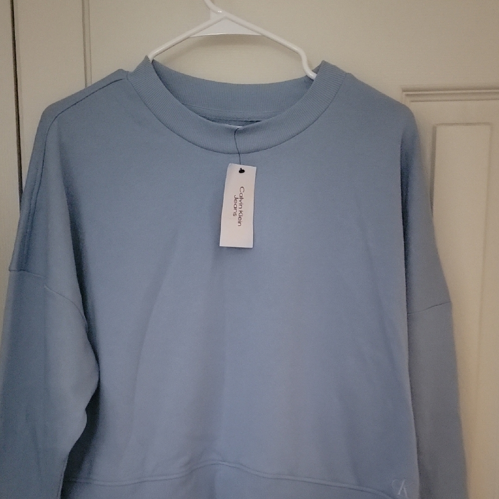 Calvin Klein Women's Light Blue Crewneck Sweater